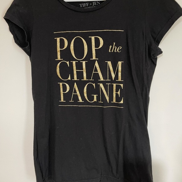 Tiff & Jen tee - Picture 1 of 3